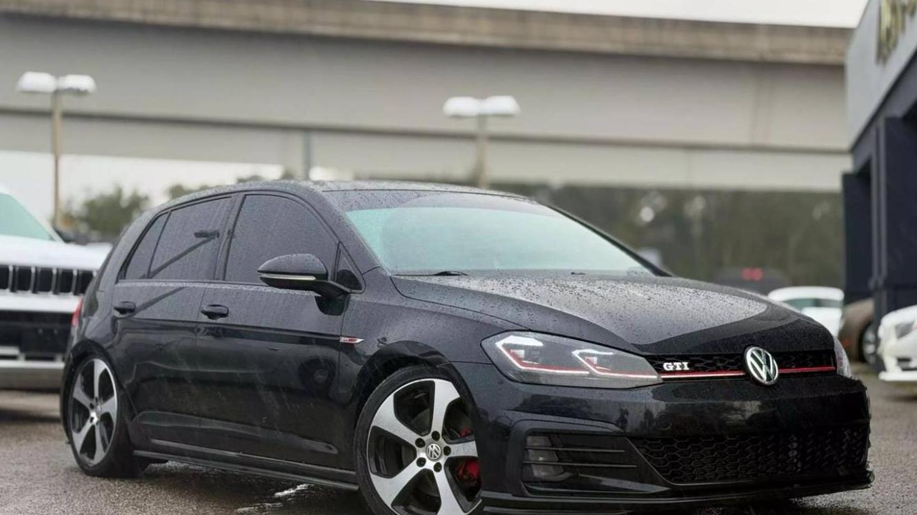 VOLKSWAGEN GOLF GTI 2018 3VW547AU1JM265364 image